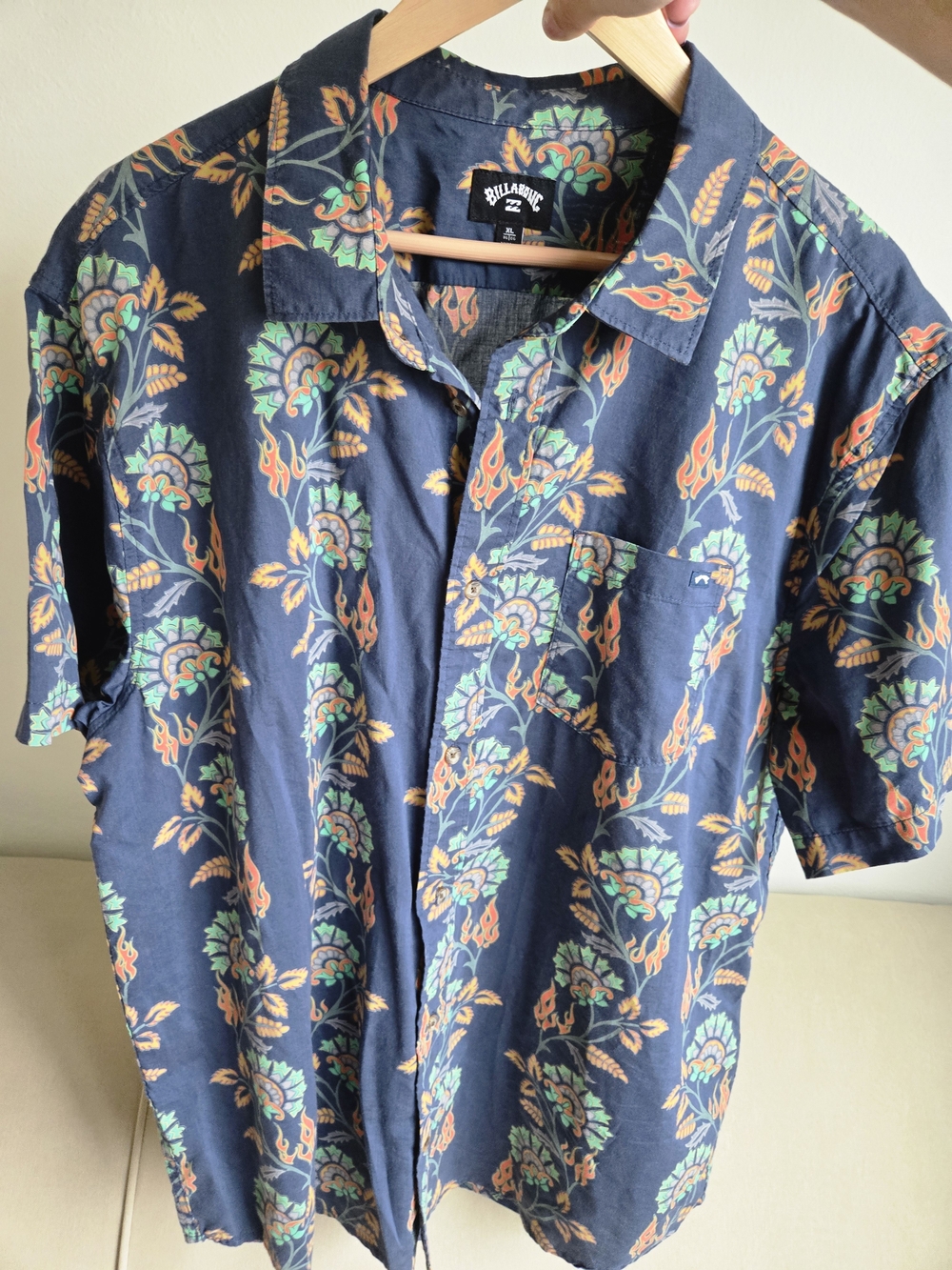 Billabong Men’s Navy Floral Short-Sleeve Shirt